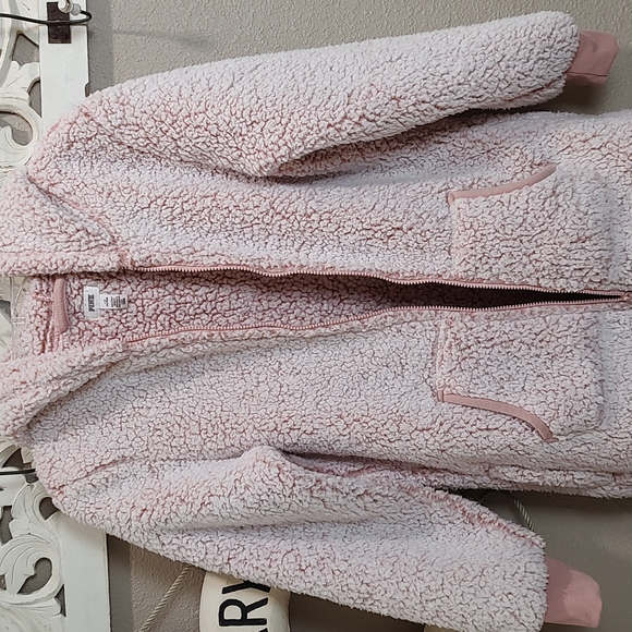 Victoria's Secret PINK Sherpa Hooded Onsie - Picture 6 of 10